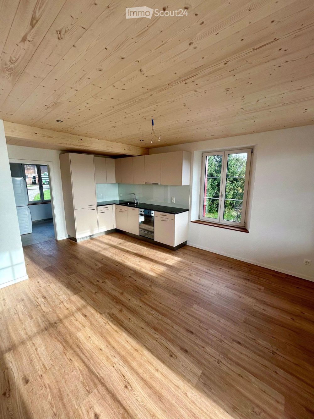 Moderne 3.5-Zimmer-Neubau-Wohnung in Kümmertshausen - Bild 1