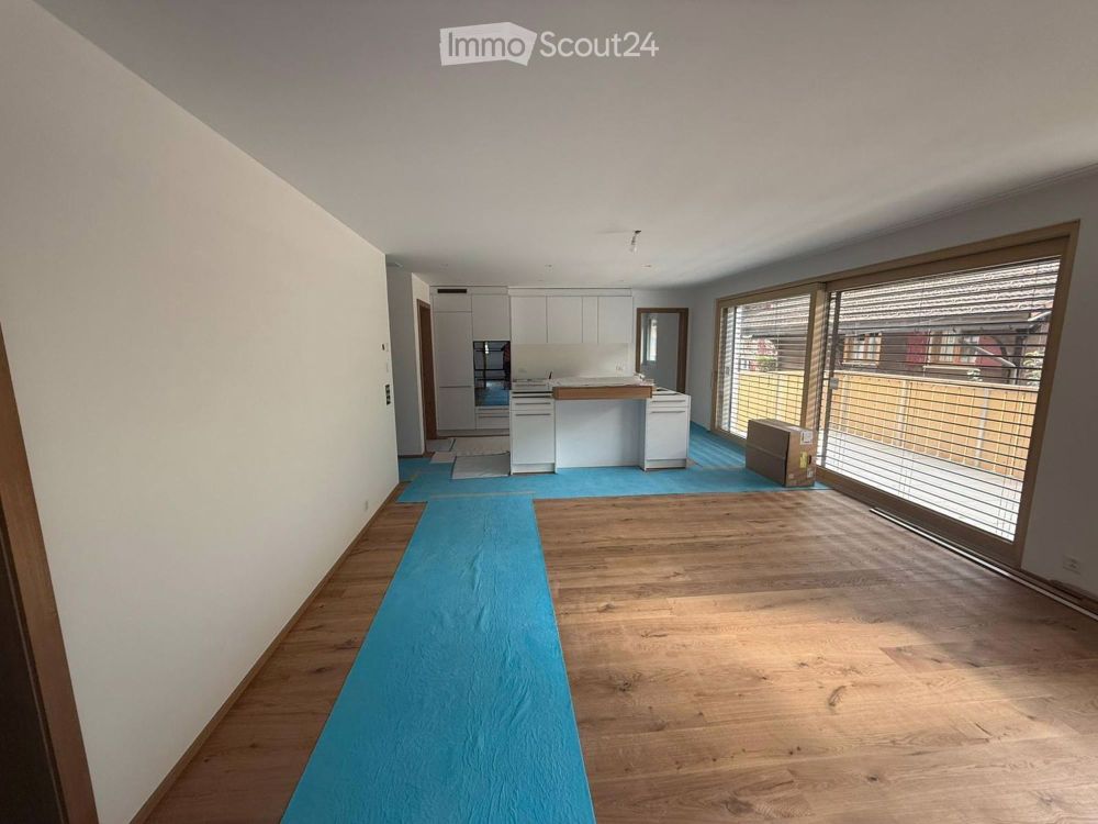 Sonnige 4 1/2-Zimmer-Neubauwohnung mit Bergblick in Küblis - Bild 1