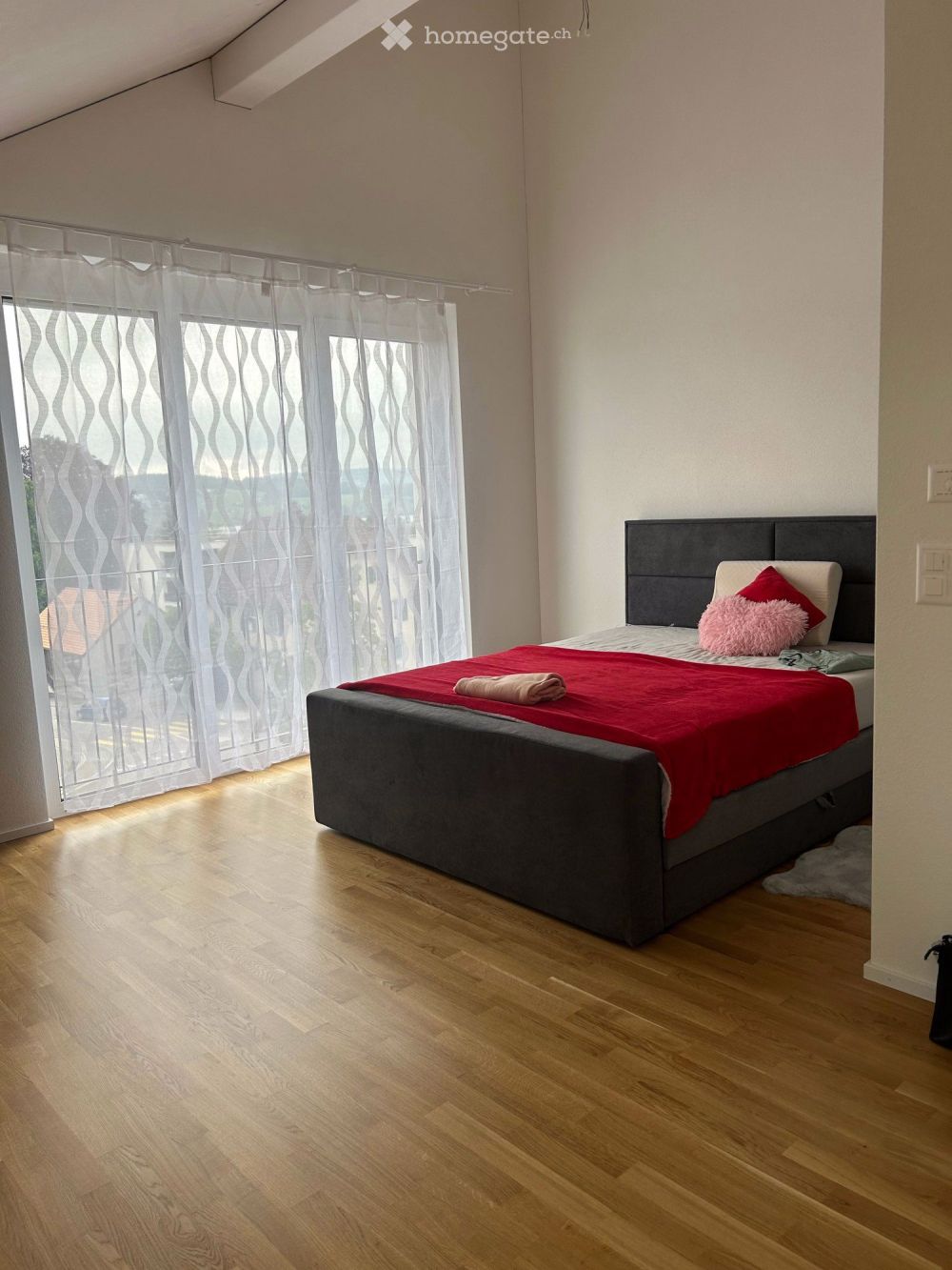 Moderne 1.5-Zimmer-Wohnung mit Seeblick in Boniswil - Bild 3