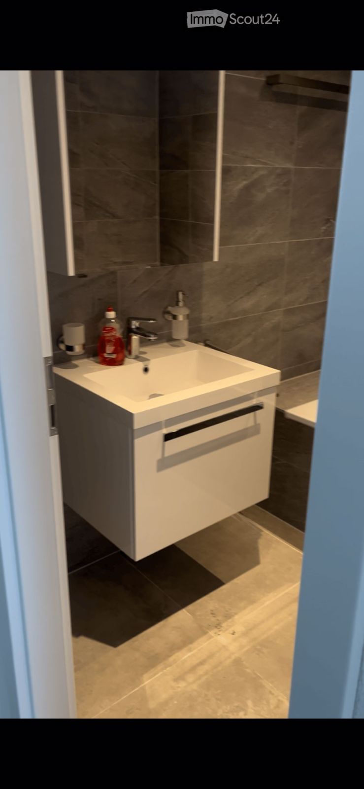 Prächtige 2,5-Zimmer-Neuwagenwohnung in Chevilly - Bild 2