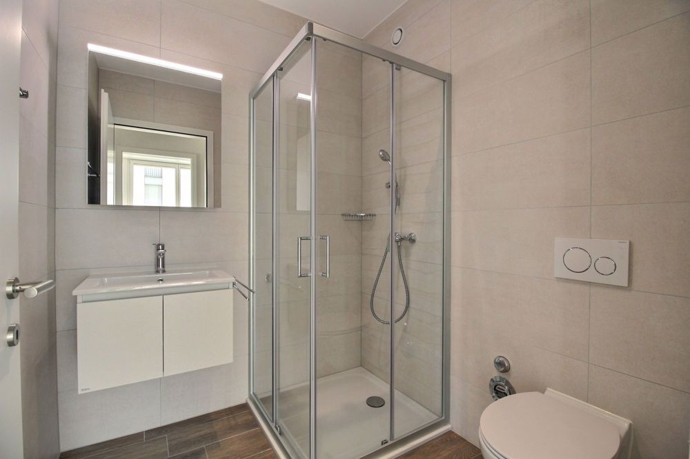 Prächtige 3.5-Zimmer-Wohnung zur Miete in Marly - Salle de douche