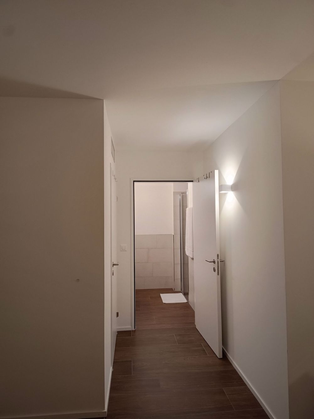 Rent a temporary room with privat bathroom in a shared flat - Bild 6