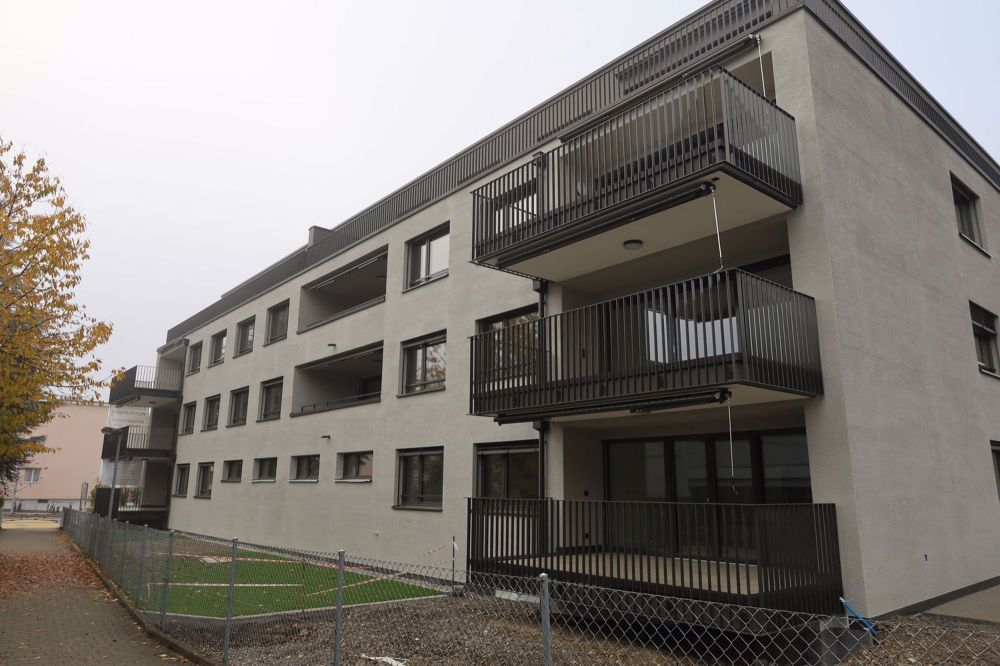 ERSTVERMIETUNG - 3.5-Zimmerwohnung mit Loggia - Bild 8