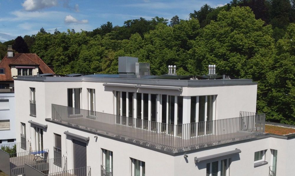 Moderne Attikawohnung zwischen Natur und Stadtzentrum - Bild 1