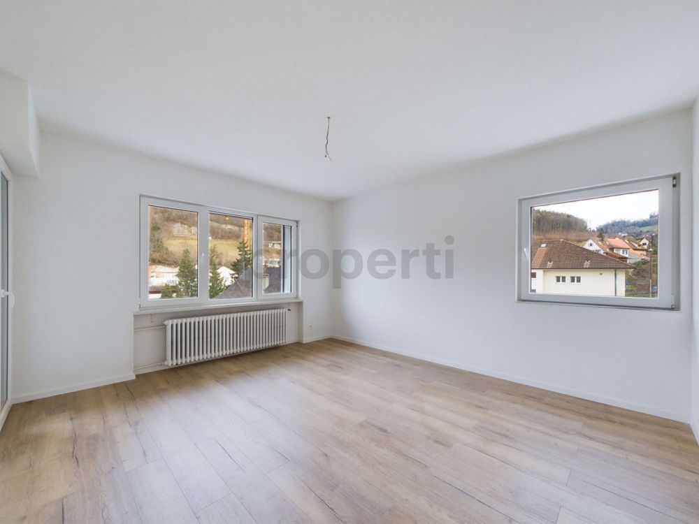 Frisch Sanierte Hochparterre-Wohnung sucht neuen Mieter - Image 3