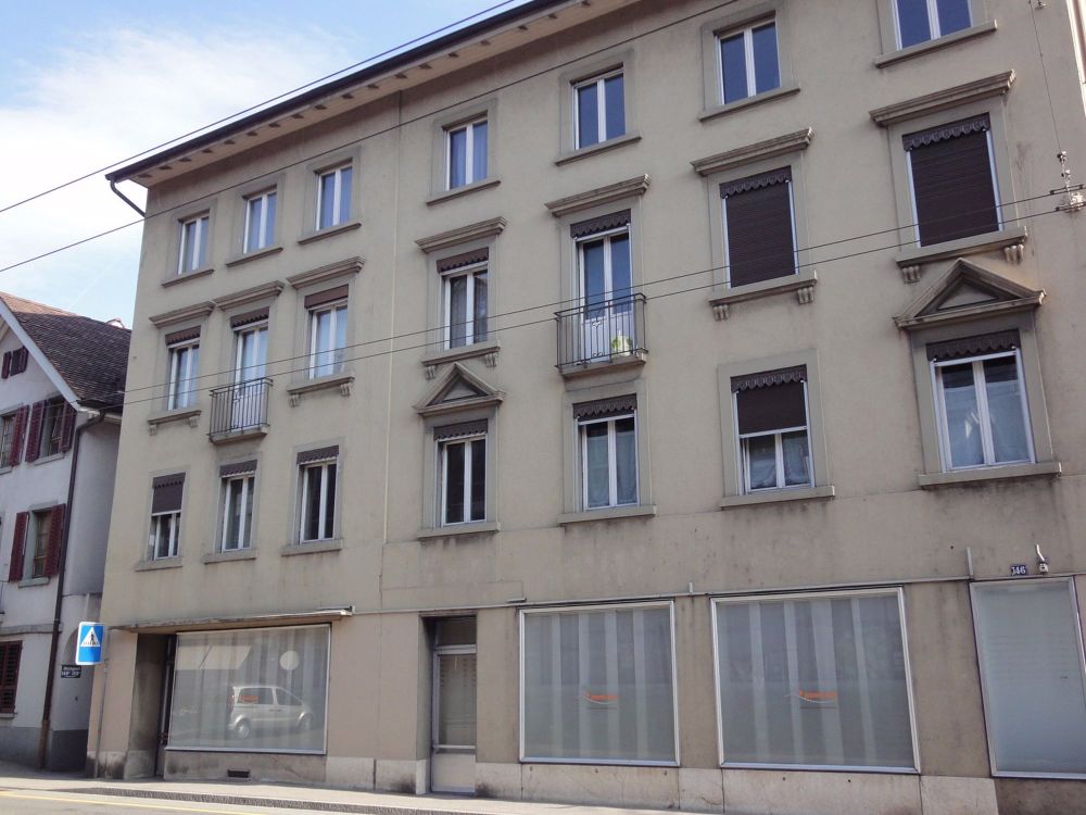 Erstvermietung! Neu renoviertes Einzelzimmer in Biel! - Bild 1