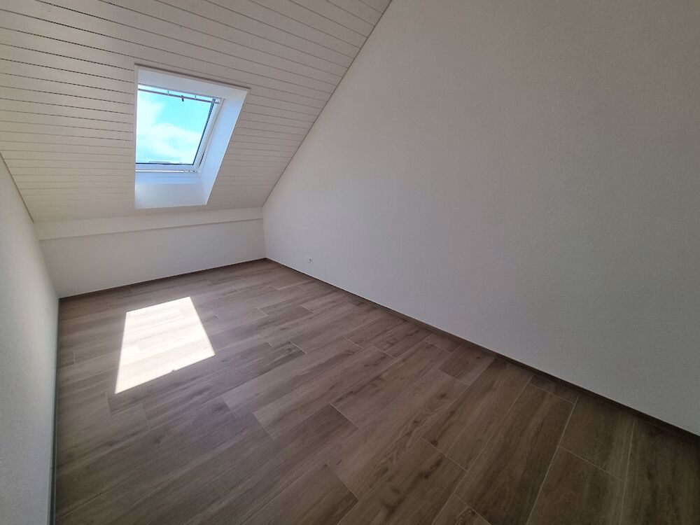 Modernes Reihenhaus in grüner Umgebung - Bild 12