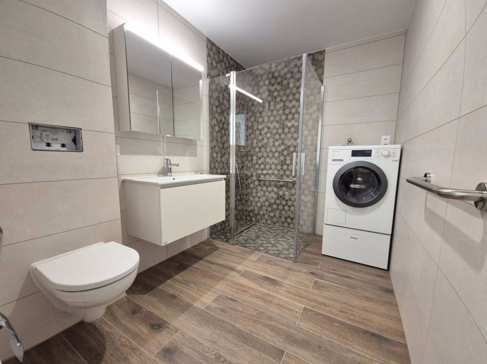 Spacieux appartement neuf de 2.5 pièces au 3ème étage avec grand balcon - Bild 7