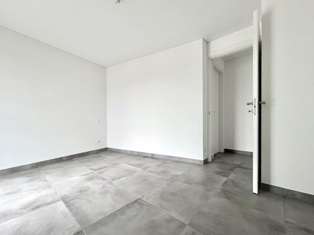 Zu vermieten: Neues 3.5-Zimmer-Apartment mit Terrasse in Lugano Tesserete - Bild 7