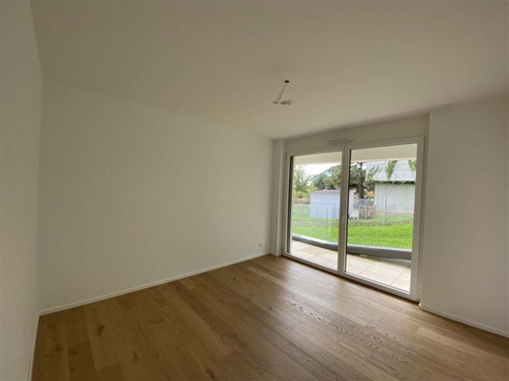 Exklusive, prächtige 4.5 Zimmerwohnung mit privatem Garten! - Bild 9