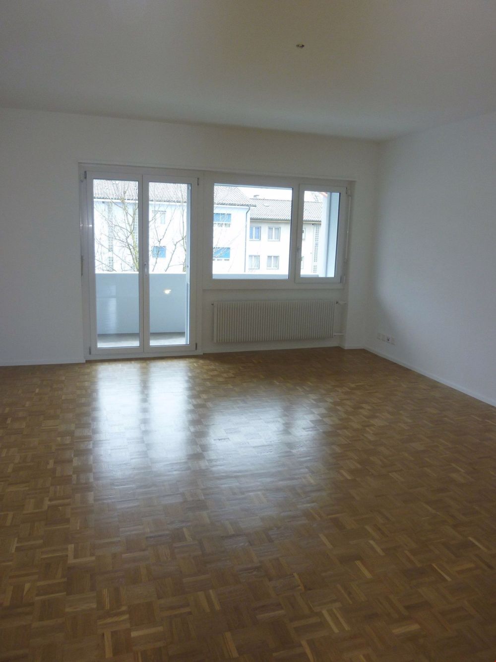 Bern Ostermundigen - schöne, helle Wohnung mit Balkon - Bild 3