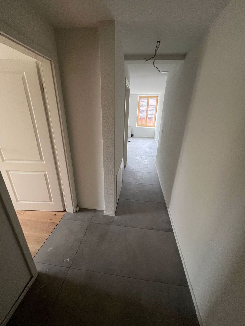 Neu Sanierte 2,5-Zimmer-Wohnung in Hofstetten – Moderner Wohnkomfort in ruhiger Lage - Bild 2