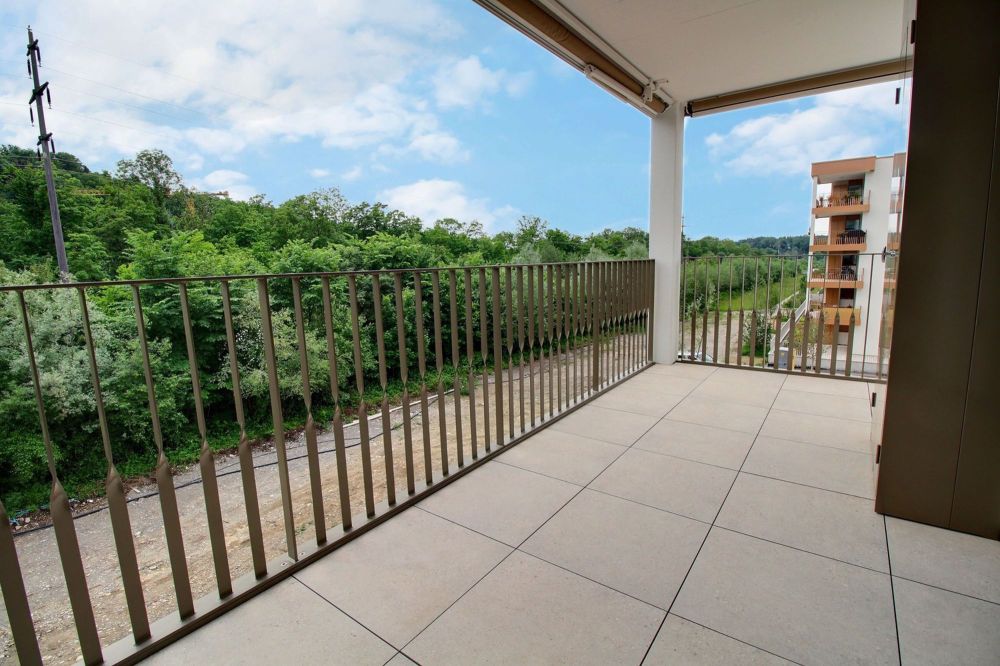 Magnifique 5.5 pièces à louer dès maintenant ! - Balcon 1