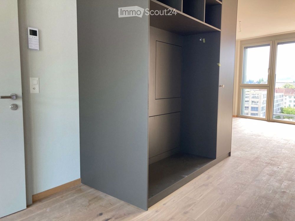 Urban - zentral - Neubau: Moderne 2.5-Zimmer-Wohnung mit grossem Balkon in Biel/Bienne - Bild 5