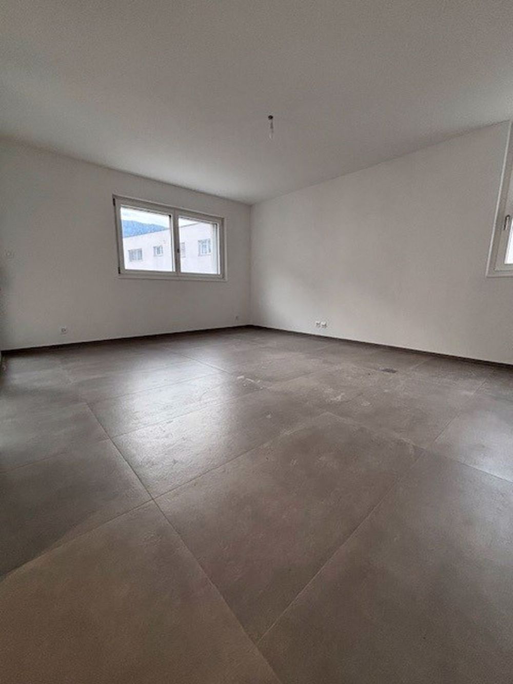 Neue 4.5-Zimmer-Wohnung im 2. Stock - Bild 10