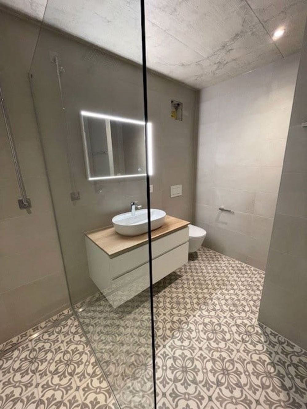 Appartement neuf et unique de 4,5 pièces avec vue imprenable sur le lac et les Alpes - Bild 13