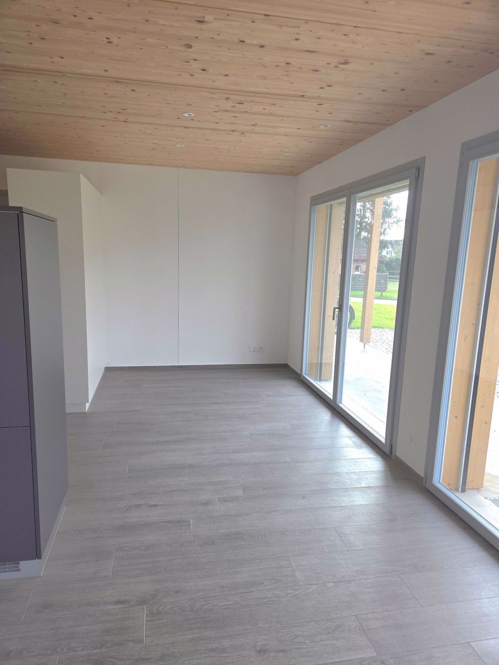 Moderne 3½-Zimmer-Neubau-Gartenwohnung in Siselen BE zu vermieten - Bild 2