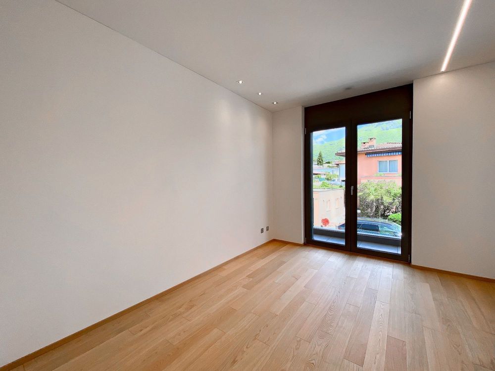 Moderne 3.5 Zimmer in erster Lage in Comano - Bild 2