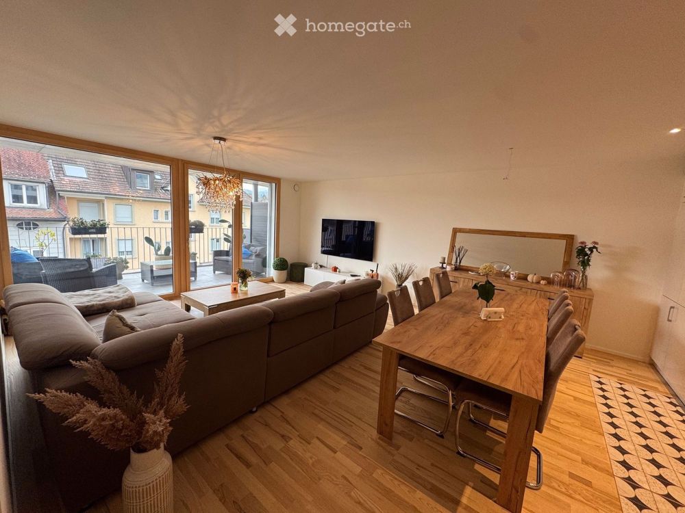 3.5 Zimmer Neubauwohnung mit grossem Balkon und Fitness in Grenchen - Bild 3