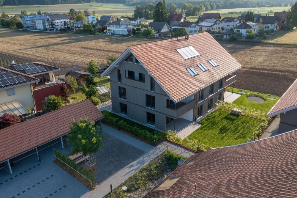 NEUBAU 4½-Zimmer-Wohnung im 1. OG, hochwertig wohnen mit Eigentumsstandard im Dorfkern von Diessbach - Bild 2