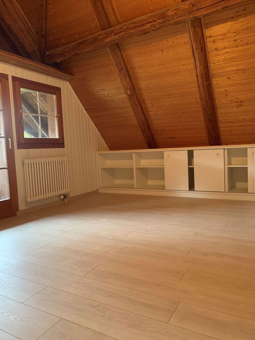 Helle Dachwohnung im sanierten Stöckli – ideal für Einzelperson oder Paar - Bild 4