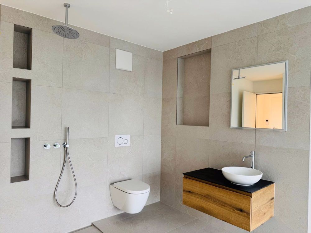 Erstbezug Moderne 4.5-Zimmerwohnung an ruhiger Lage in Neuenhof - Bild 13