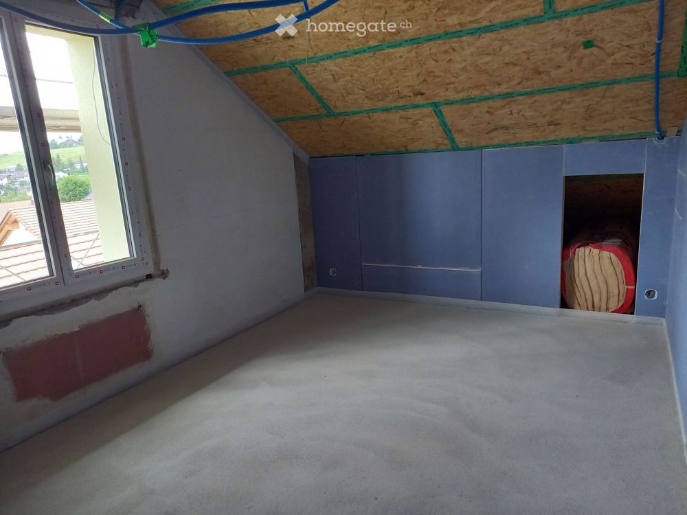 Moderne 3.5-Zimmer-Dachwohnung mit Bergblick in Heimberg - Bild 8