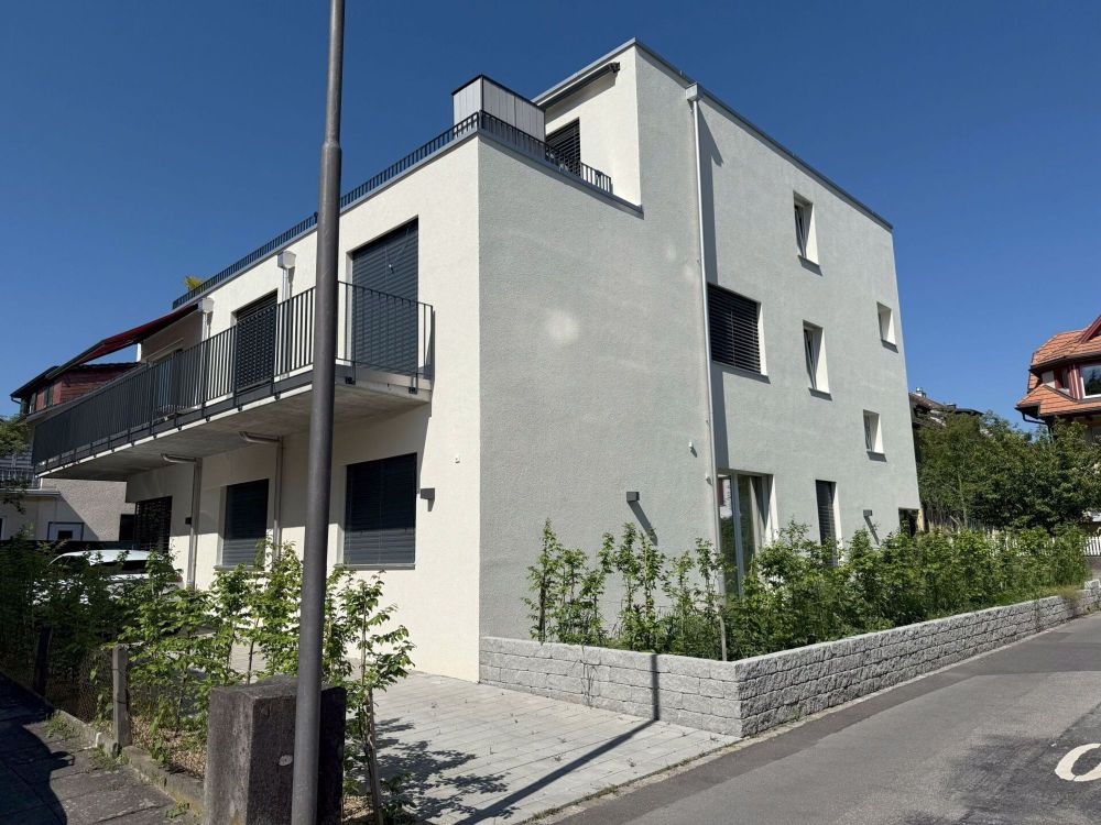 hell, modern in attraktiver Bauweise - in Bern - Bild 1