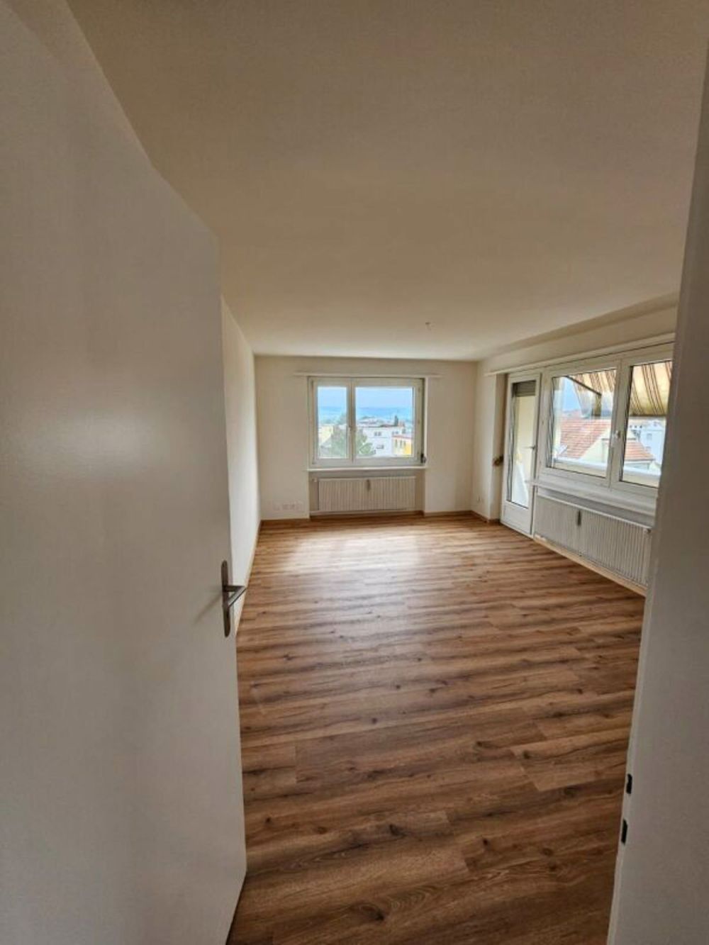 Neu renovierte 5.5 Zimmerwohnung - Bild 3