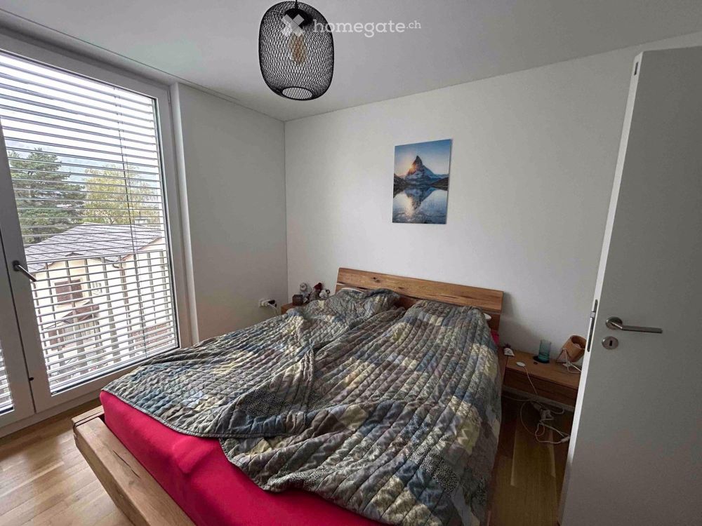 Moderne 3.5-Zimmer-Wohnung am Bahnhofplatz in Altdorf - Bild 2