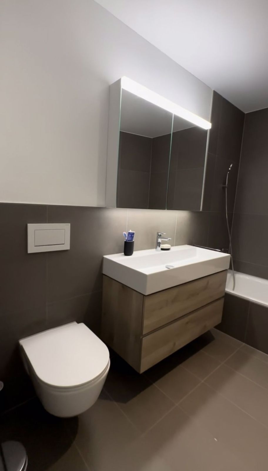 Moderne 4.5 Zimmer Neubau Wohnung in Perlen - Bild 8