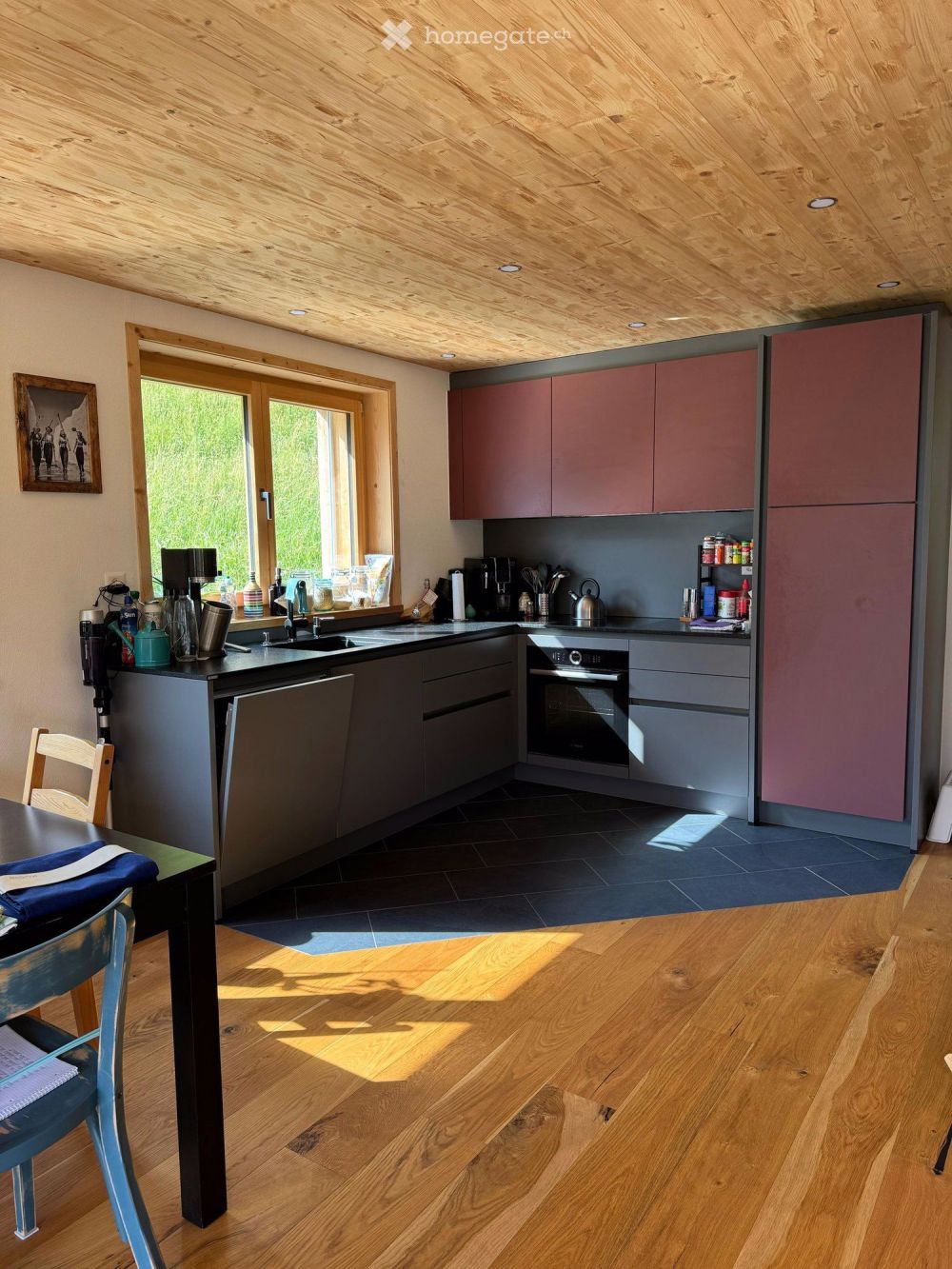 Moderne 3.5-Zimmer-Wohnung in ruhiger Lage in Conters im Prättigau - Bild 1