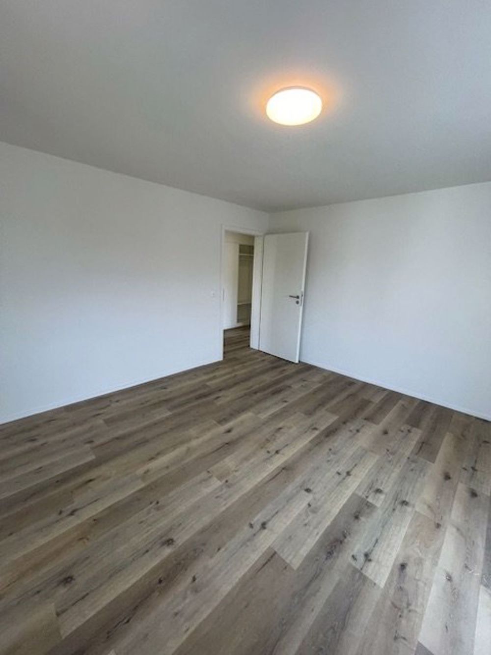 TOP-renovierte 3-Zimmer-WHG in Emmen neben dem Emmencenter - Bild 4