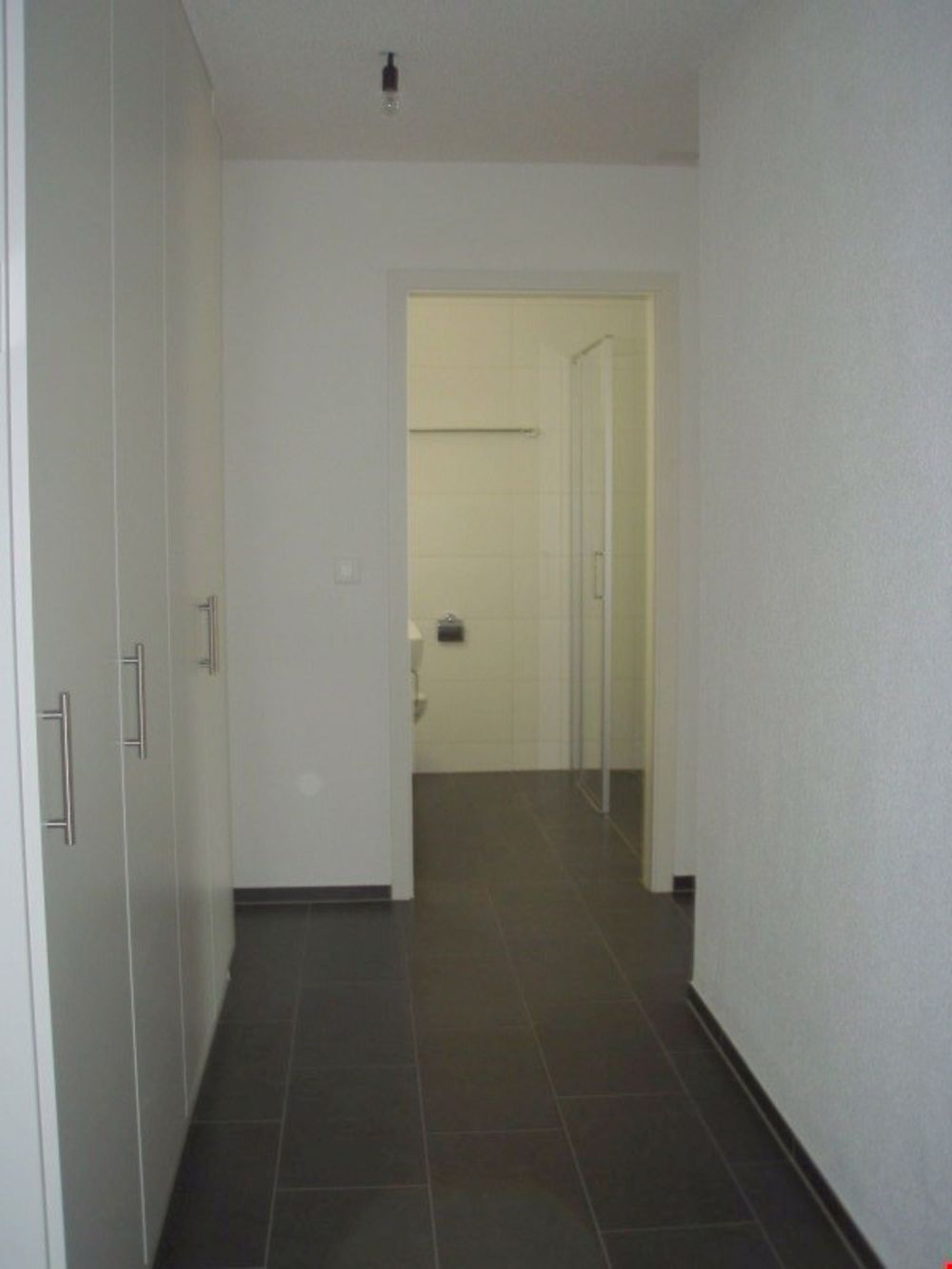 2.5 Zimmer im Erdgeschoss mit Sitzplatz - Bild 5