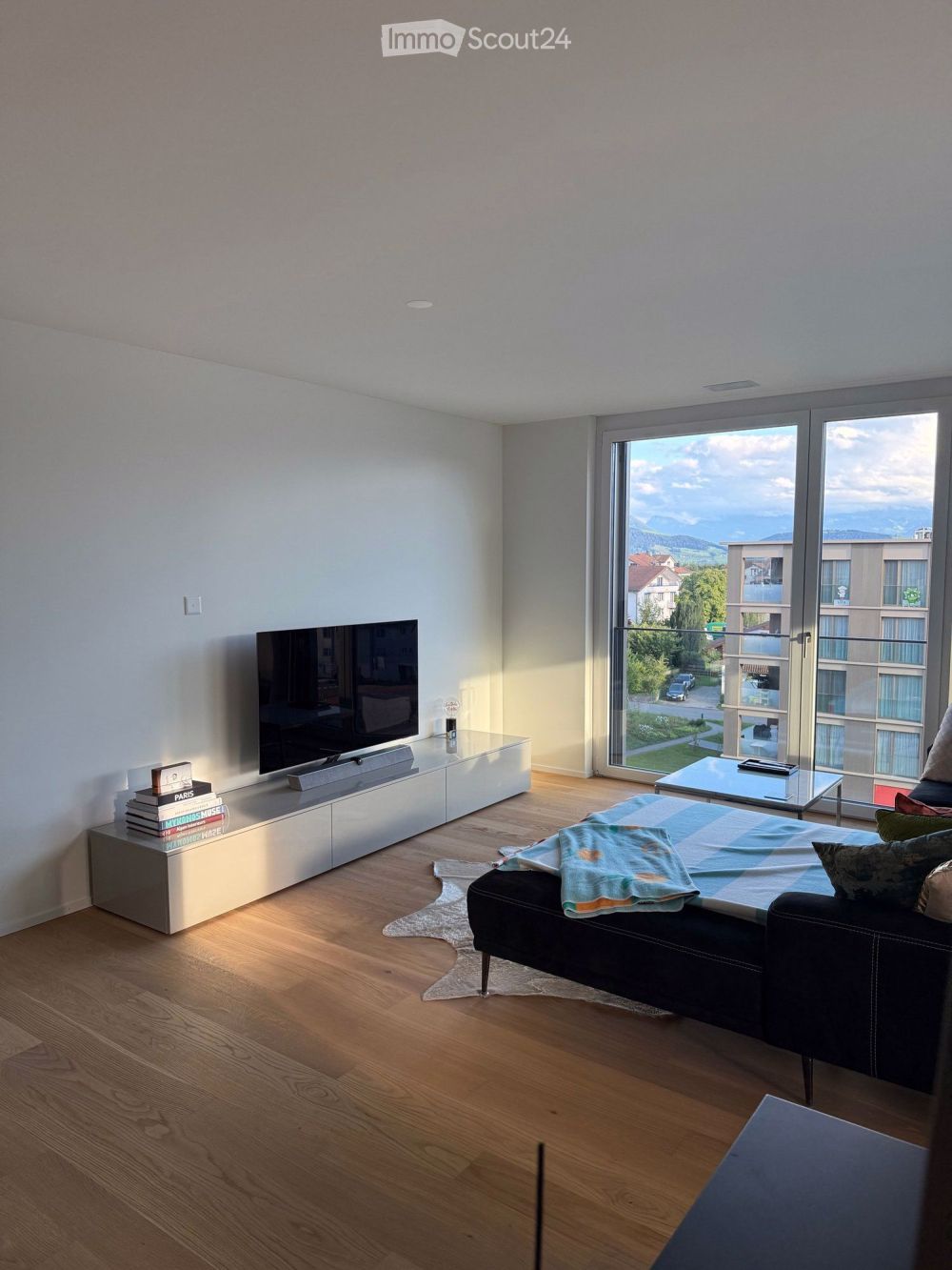 Moderne 4.5 Zimmer Attikawohnung mit Aussicht und Stiel - Bild 3