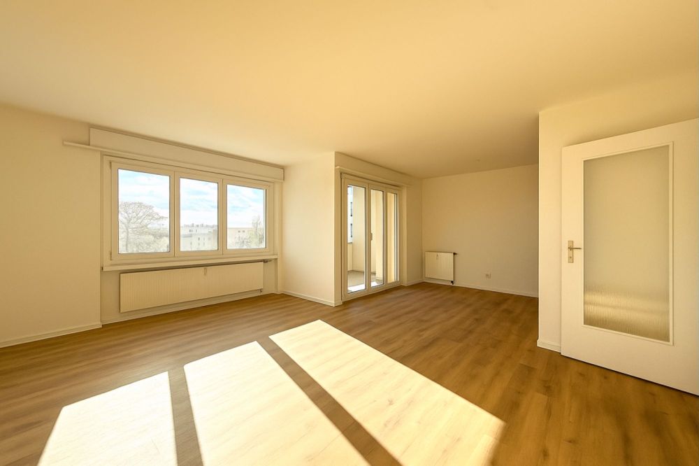 Wohnen wie neu: Erstbezug nach Renovation - 3.5-Zimmer-Wohnung mit Stil - Bild 2
