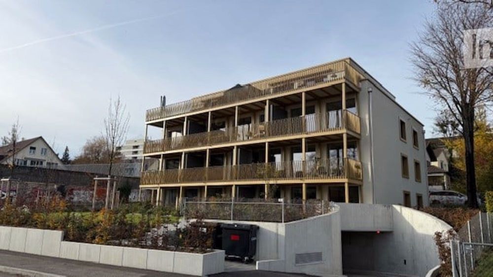 Erstvermietung: komfortable 3,5-Zimmerwohnunggrosser mit sonniger Terrasse und Aussicht - Bild 1