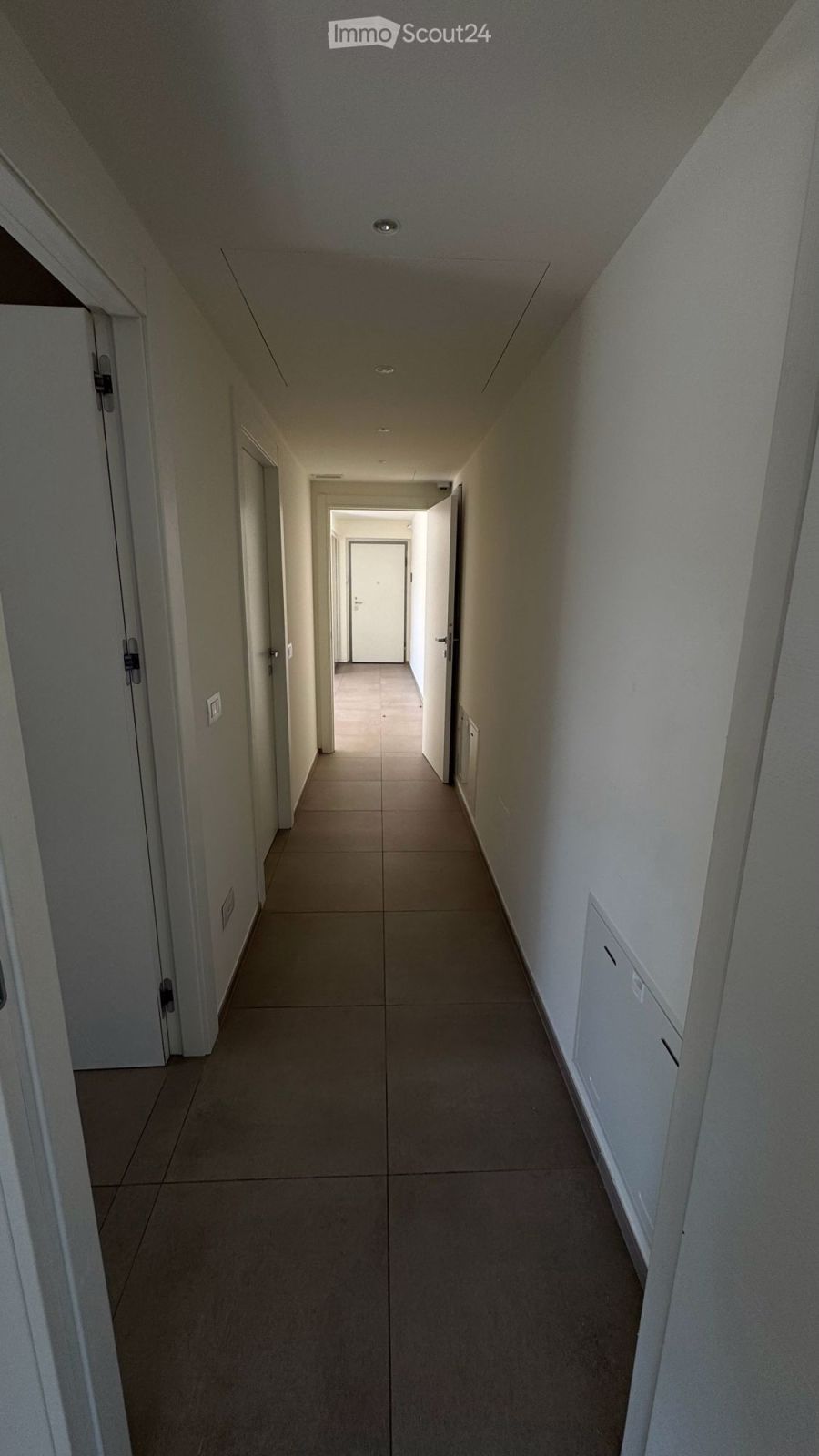 Modernes 3.5-Zimmer-Apartment mit Panoramablick in Lugaggia - Bild 5