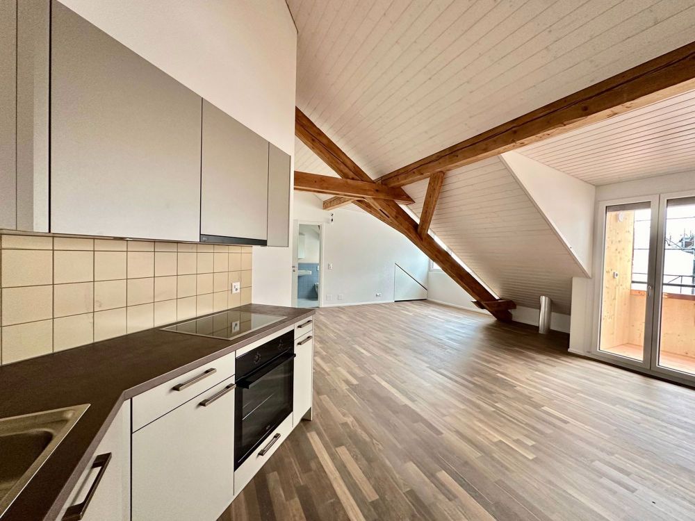 Moderne Dachwohnung mit Charme in Langenthal - Bild 1