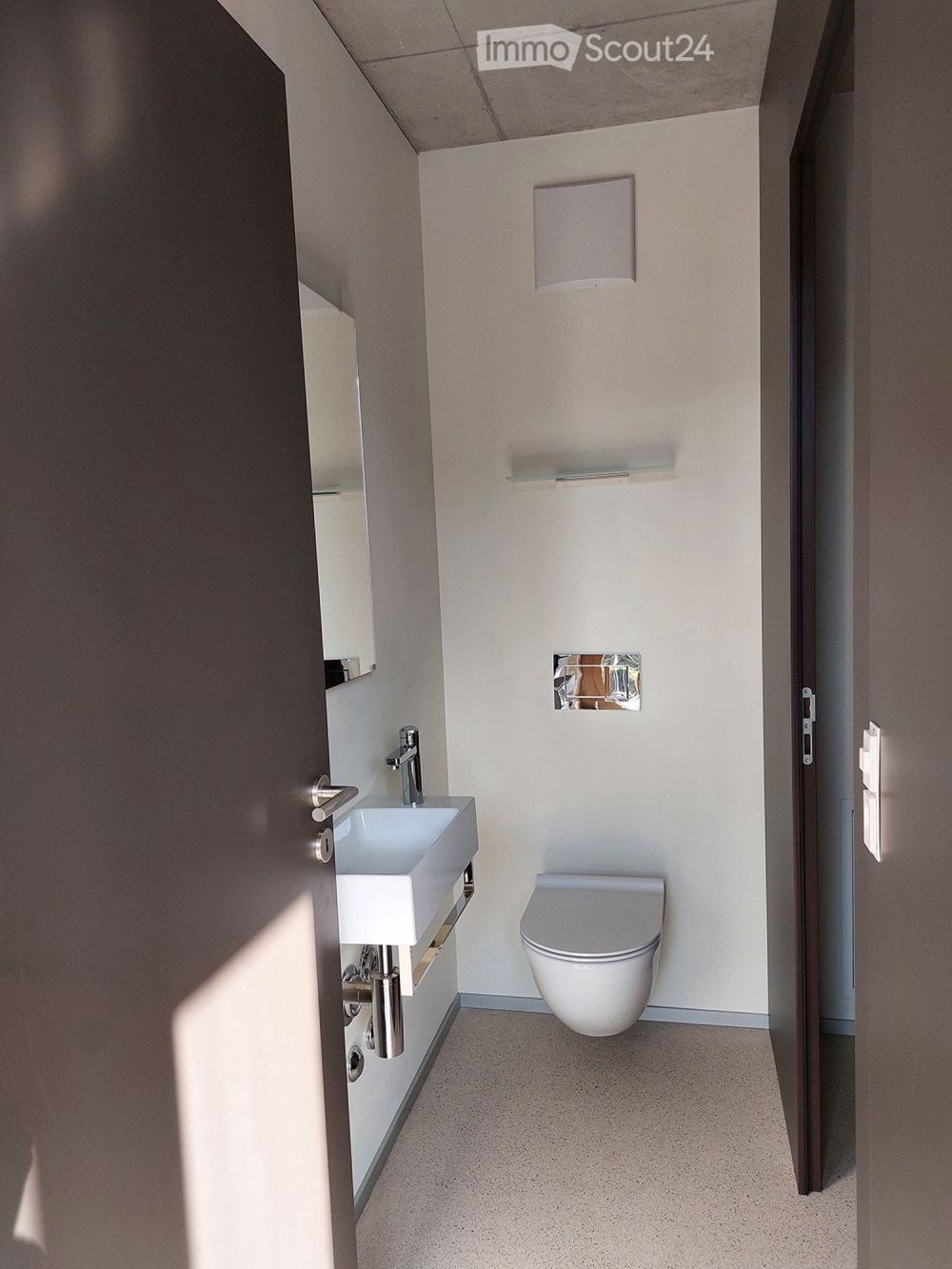 Wohnkomfort in neuem 3-Familienhaus an bester Lage in Windisch - Bild 12