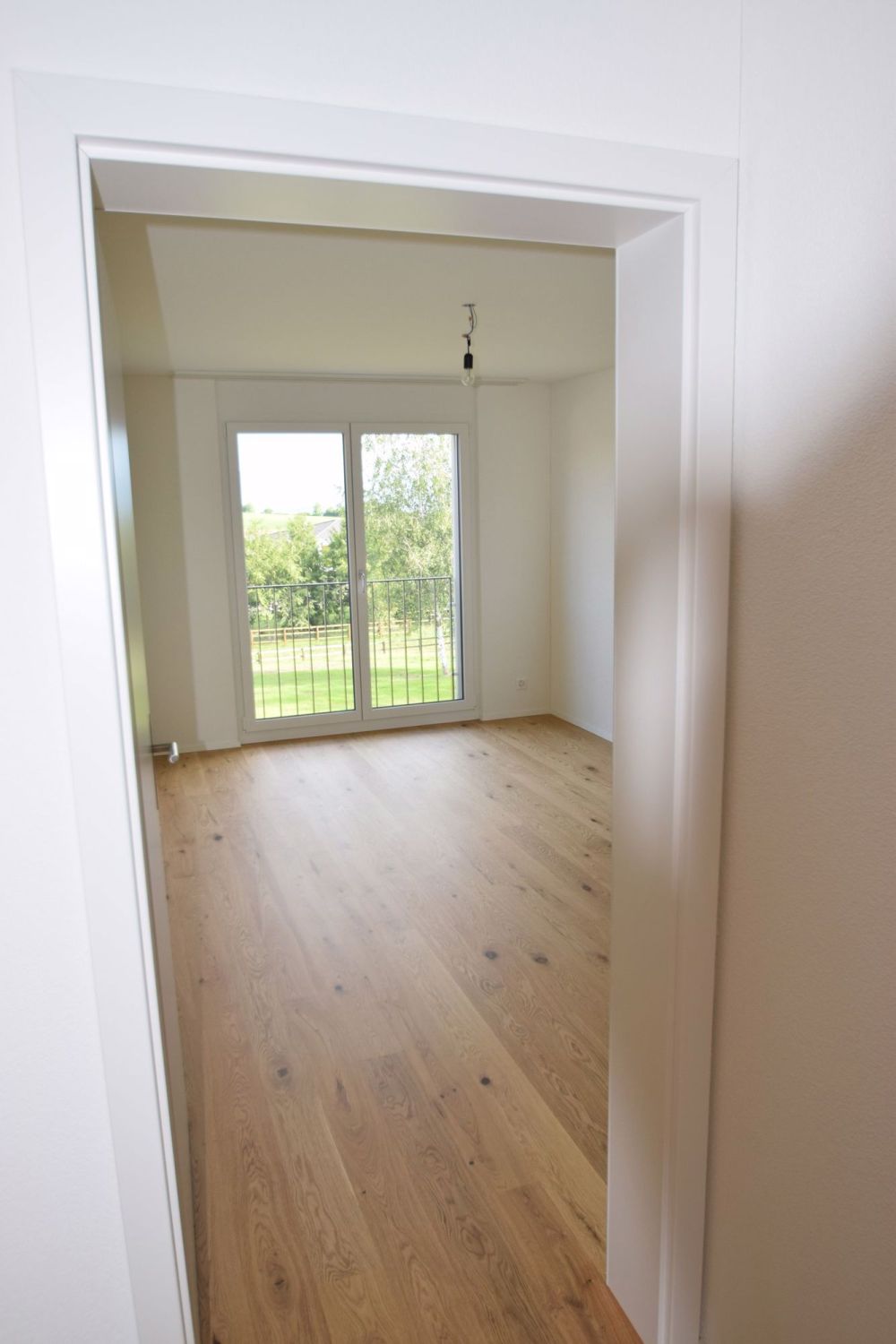 Erstbezug – Moderne 3.5-Zimmer-Wohnung mit Blick ins Grüne - Bild 8