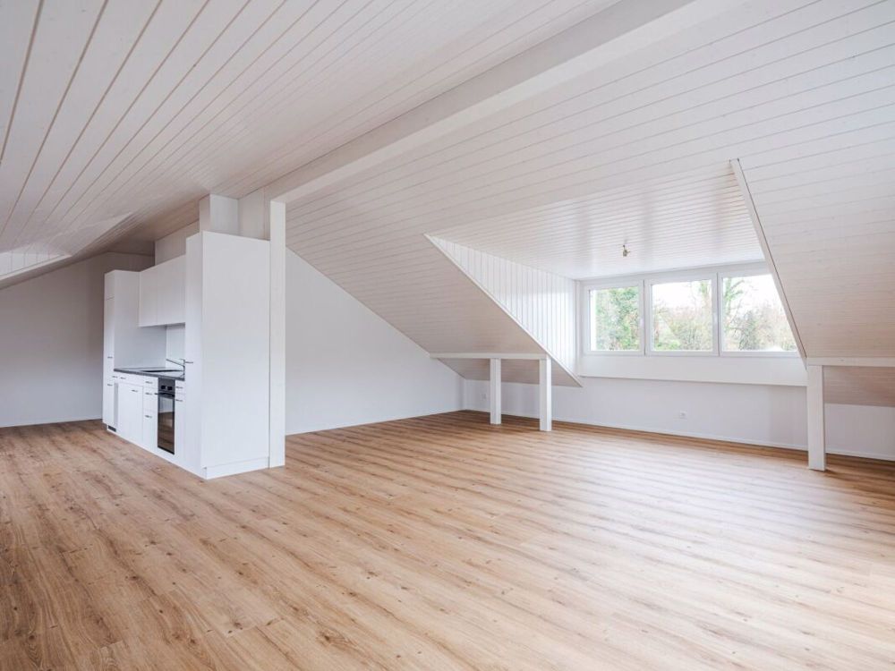 ERSTVERMIETUNG, EINZIGARTIGE UND TRENDIGE DACHWOHNUNG MIT LOFTCHARAKTER! - Bild 1