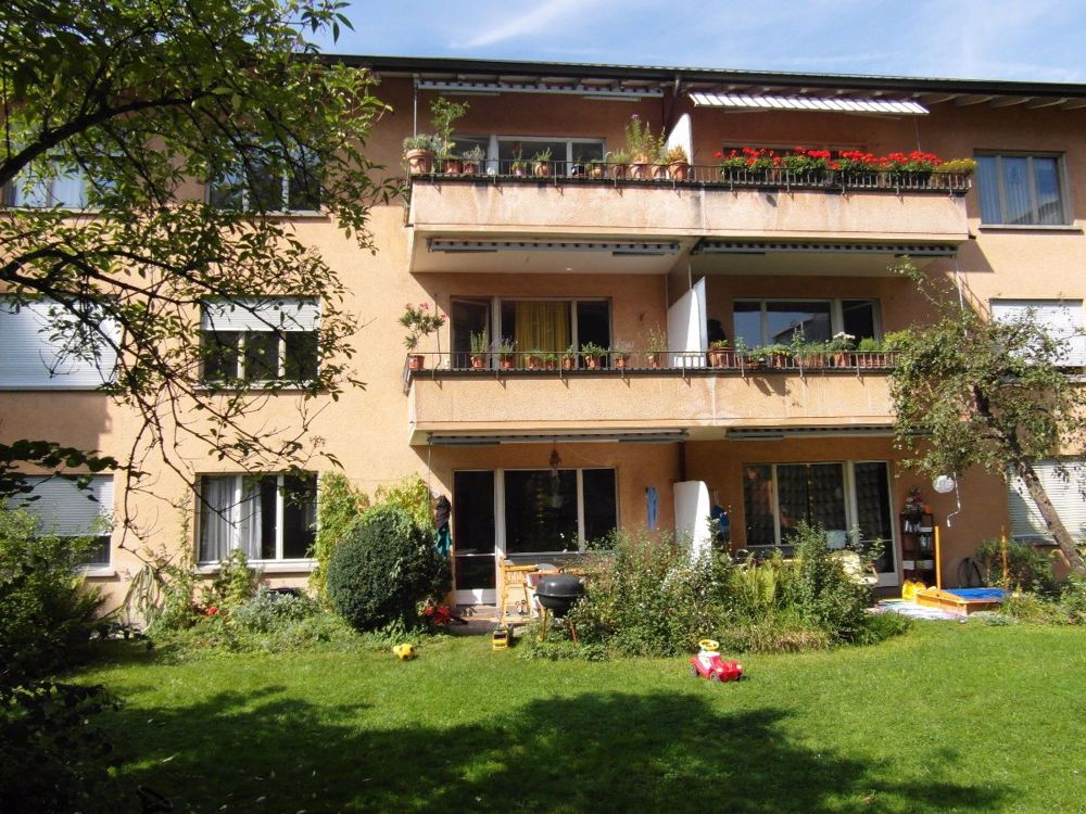 BERNE - GRYPHENHÜBELIWEG 26 - 4 + 1 ZIMMERWOHNUNG IM 2. STOCKWERK - Bild 1