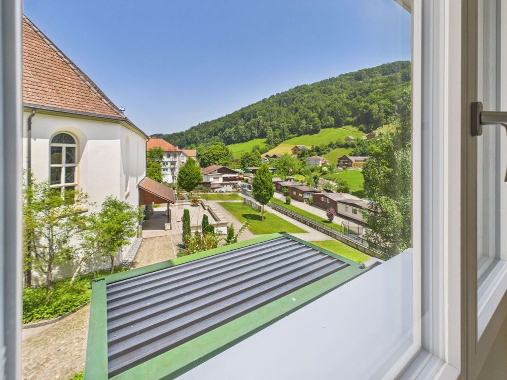 Einladende 3.5 Zimmer Wohnung in Brunnadern, Kanton SG - Image 10