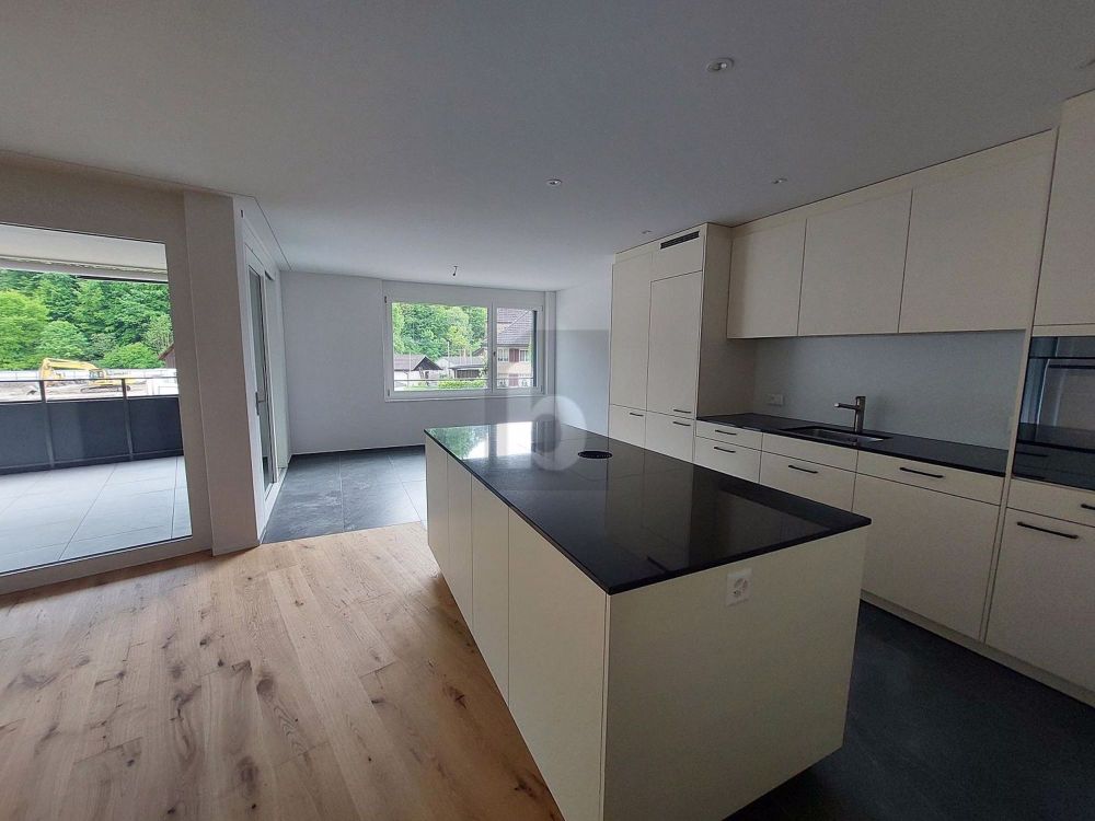 ERSTBEZUG MIT BALKON UND VIEL PLATZ - Bild 4