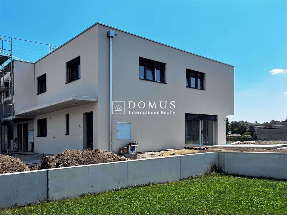Neue und moderne Villa mit privatem Garten - Bild 1