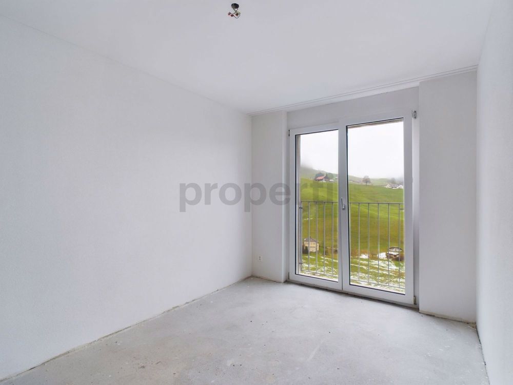 Grosszügiges 6.5-Zimmer-Reihenhaus zur Miete in Dicken - Image 5