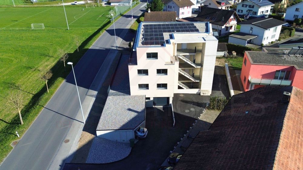 Moderne 3.5-Zimmer-Attikawohnung mit 45m2 Terrasse in Gurmels - Bild 13