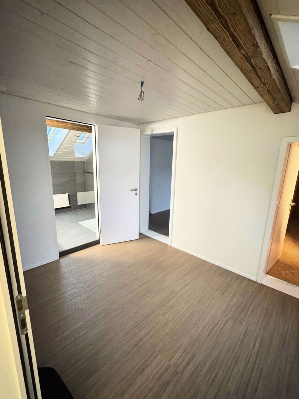 5-Zimmerwohnung, Erstbezug nach Sanierung - Bild 10