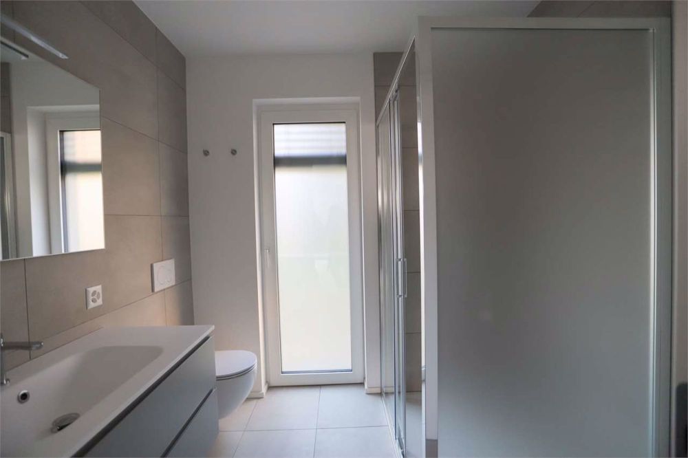 2,5 Zimmer mit großer Terrasse/Garten - Neubau - Bild 9